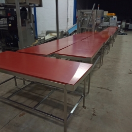 Tables inox avec NOUVEAU dessus HDPE 