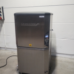 Pass-through pot washer Granuldisk