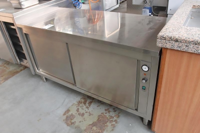 heated cabinet chauffÃ©es